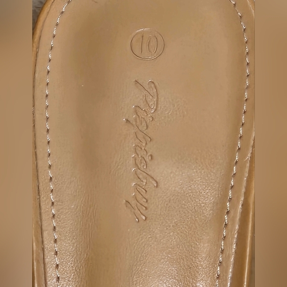 Piepiebuy 3" light brown slip on leather heel women's size 10 - Picture 5 of 8